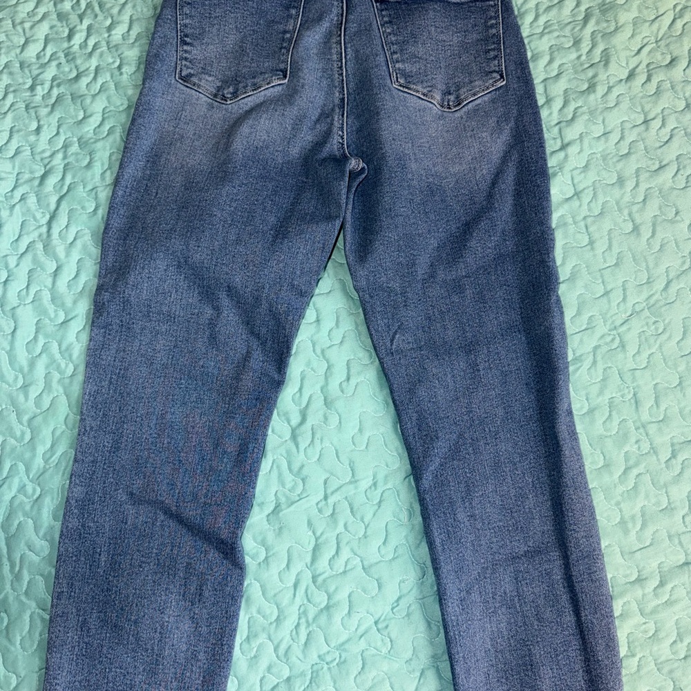 Judy Blue Medium Blue Frayed Ankle Jeans Size 5/27 - Picture 3 of 8
